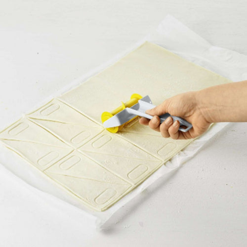 Filled Croissant Roller