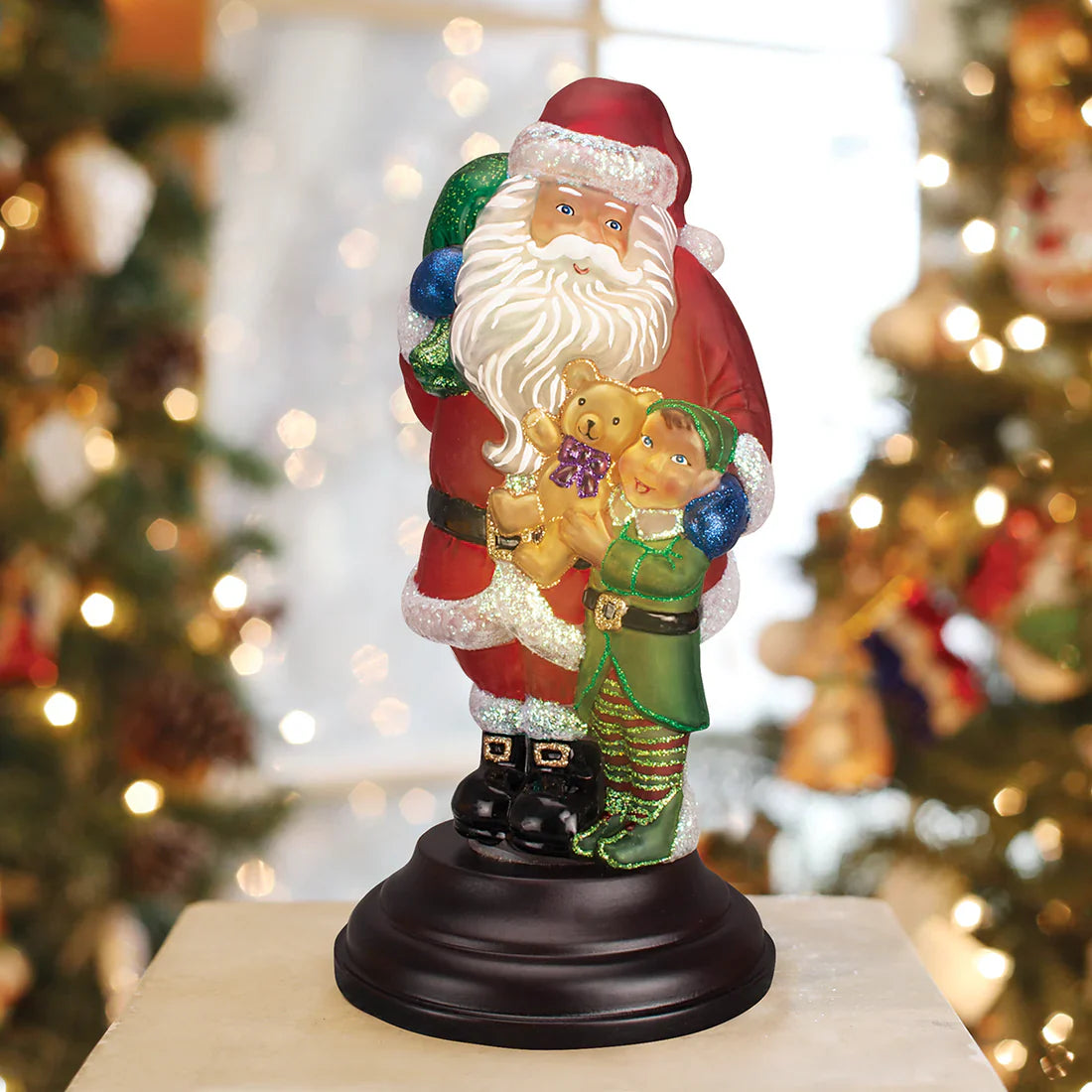 Santa's Bright-eyed Buddy Night Light