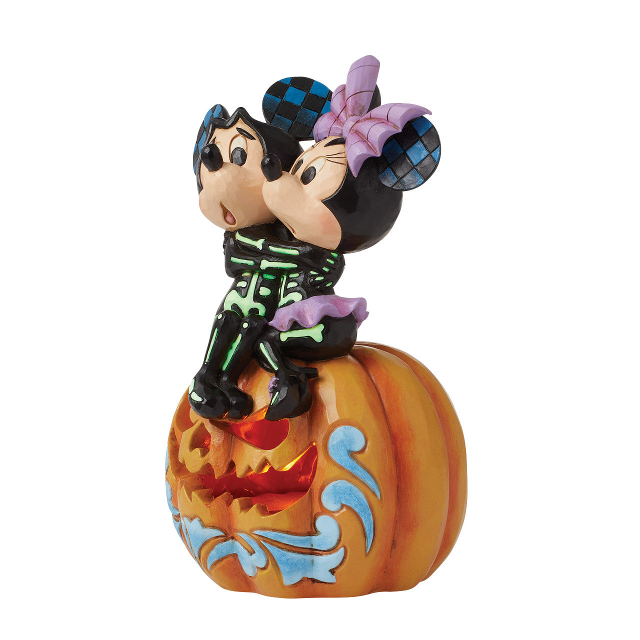 Spine-tingling Sweethearts Mickey and Minnie Scared Skeletons