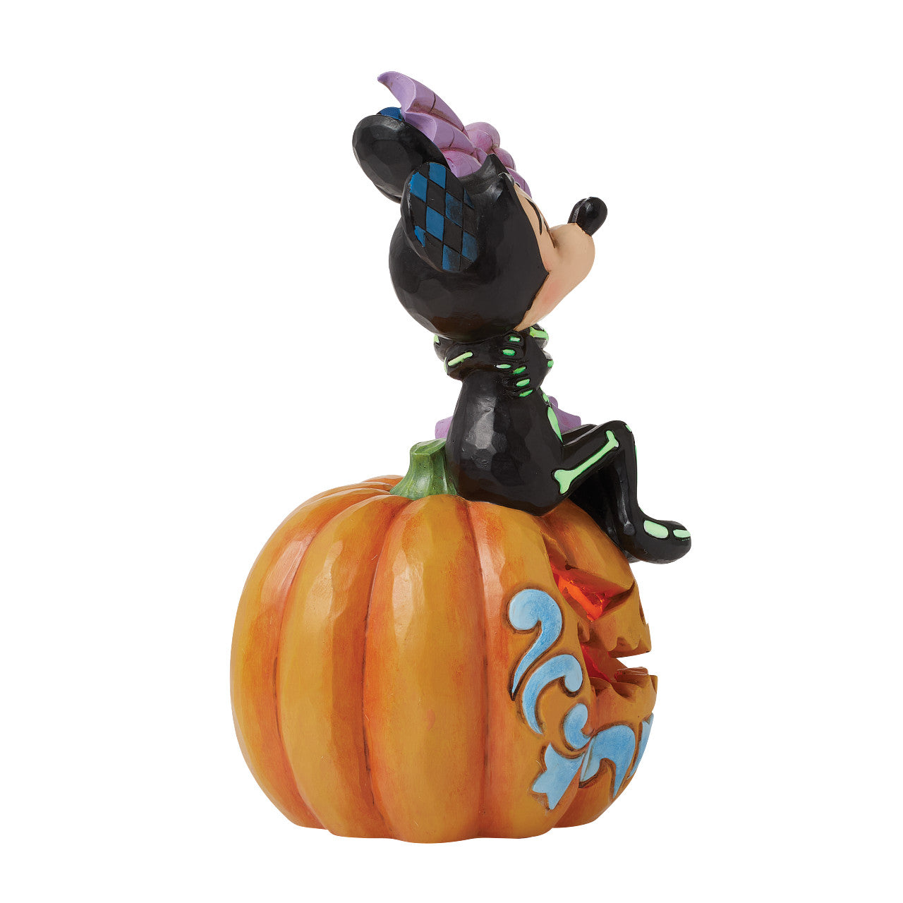 Spine-tingling Sweethearts Mickey and Minnie Scared Skeletons