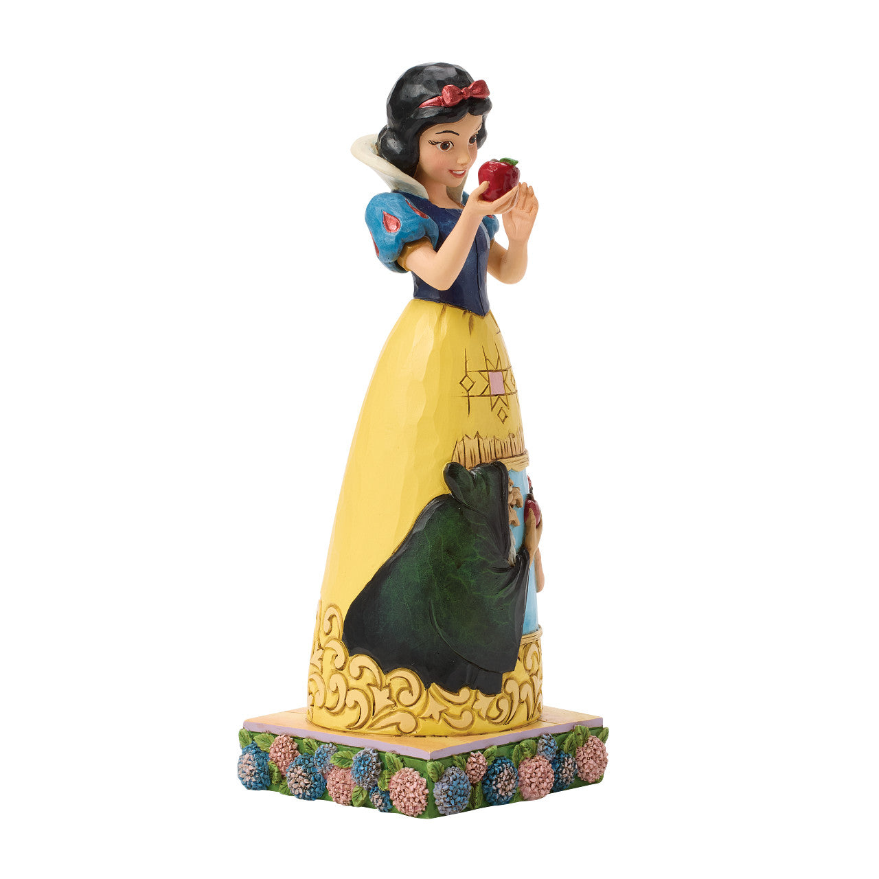 Snow White with Apple and Dress Scene A Poisoned Promise