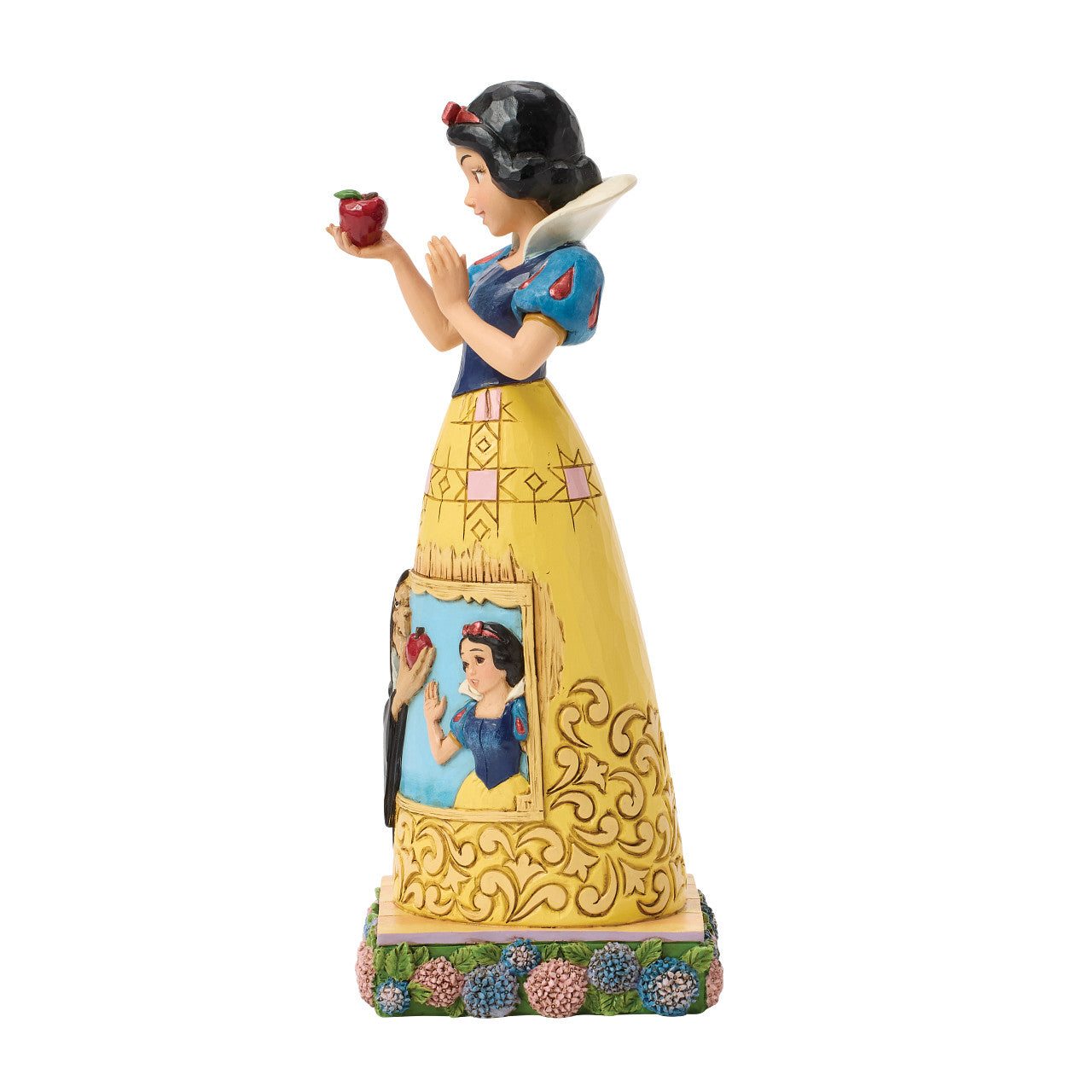 Snow White with Apple and Dress Scene A Poisoned Promise