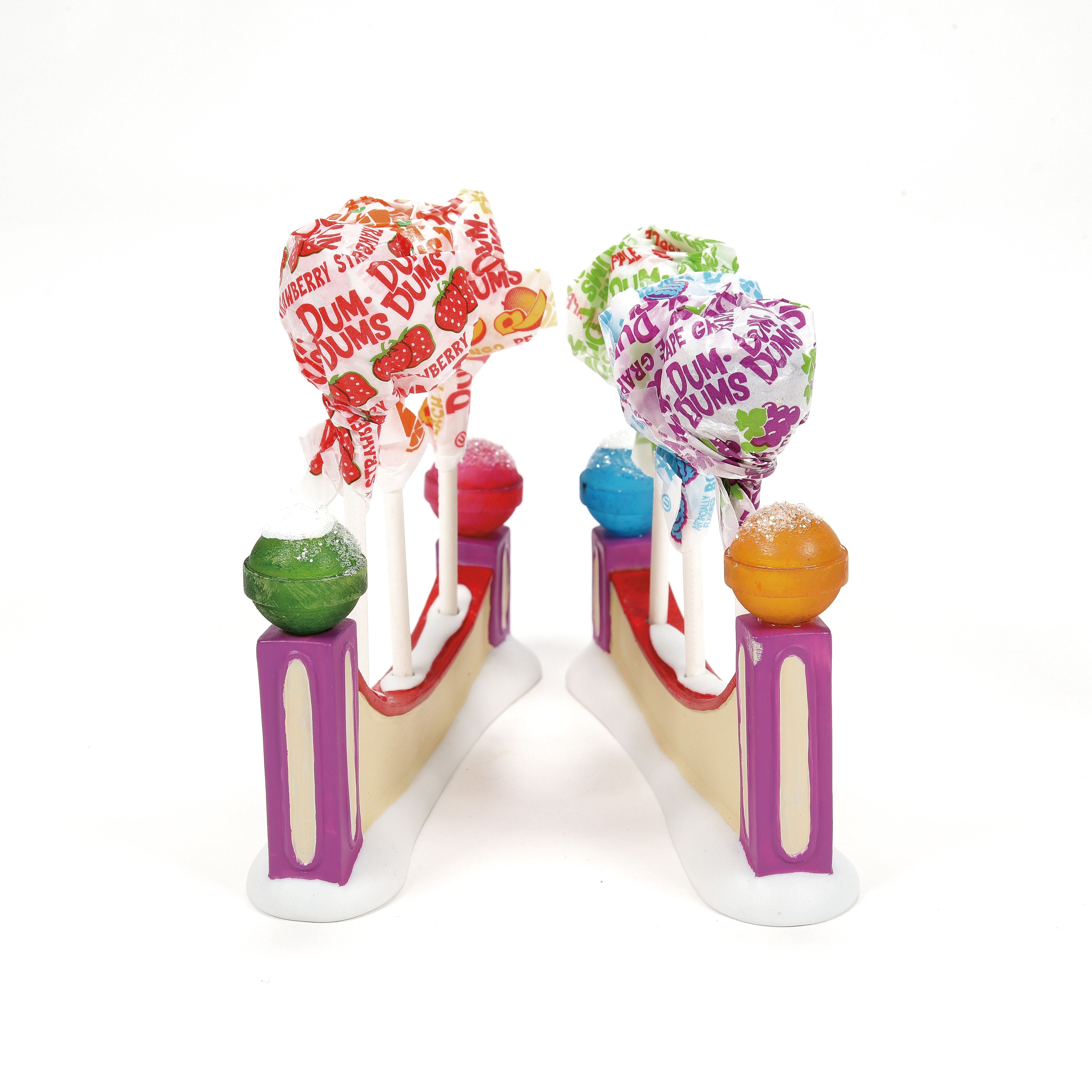 A Tasteful Fence Set of 2