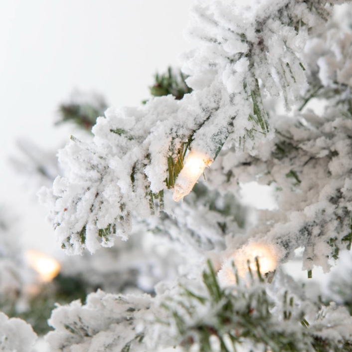 Flocked Pine Parasol Tree 10' x 45"