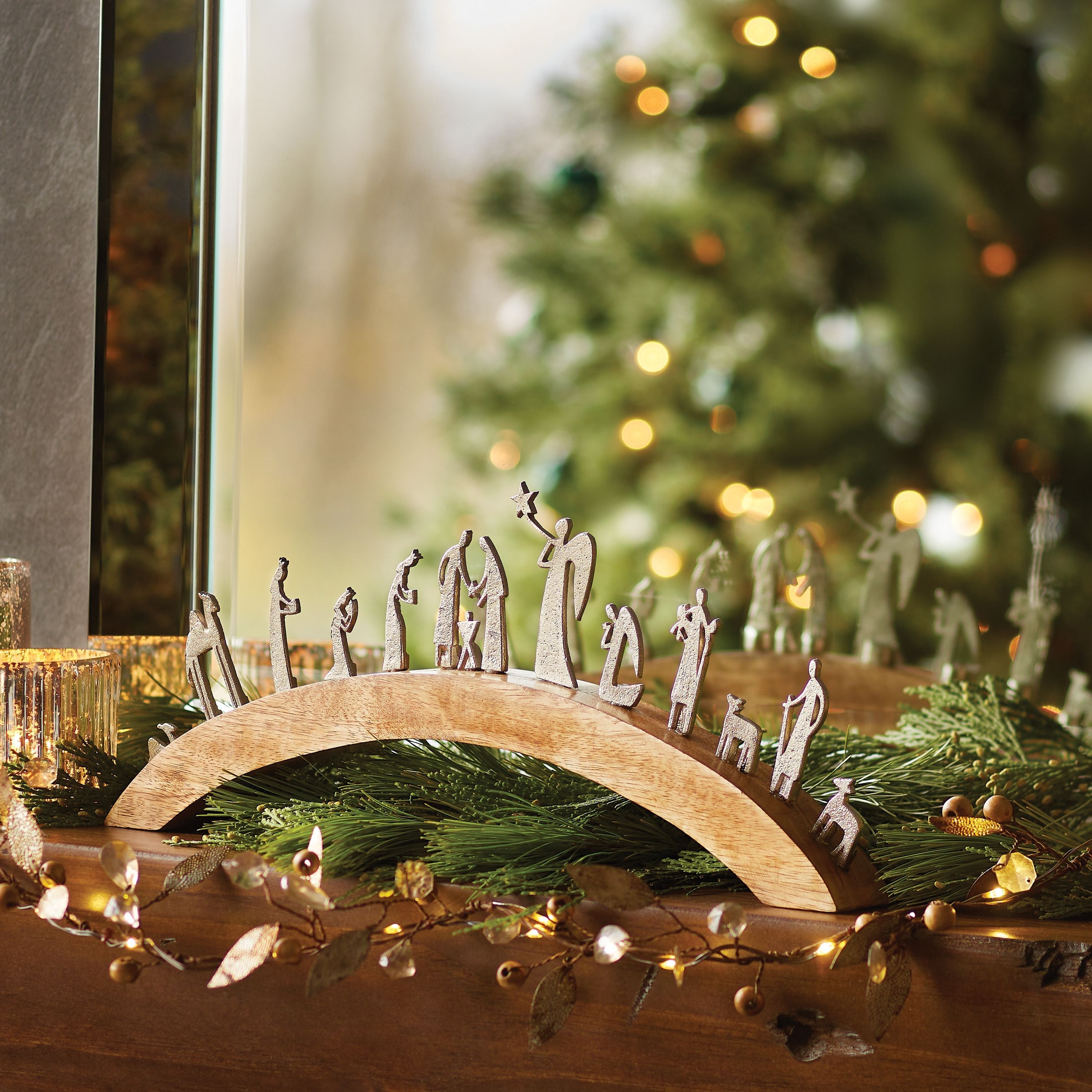 Arched Nativity on Mango Wood