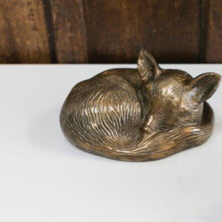 E & E Sleepy Eloise Figurine 7.5 x 4"