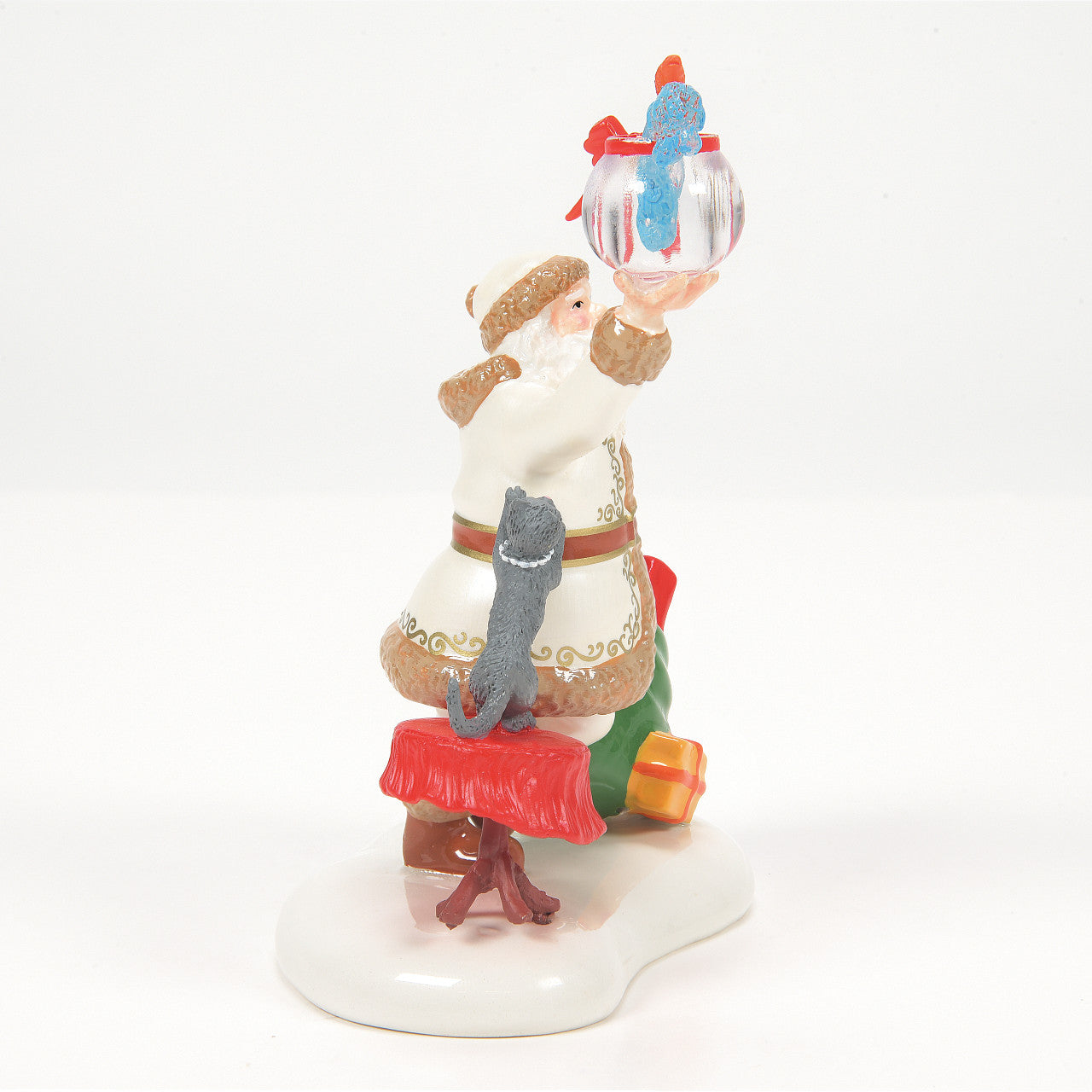 Santa Comes To Town 2025