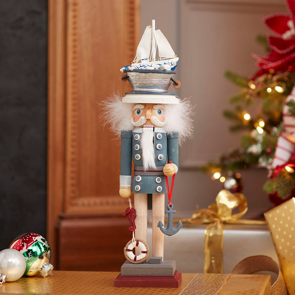 Hollywood Sea Captain Nutcracker 18 Inches