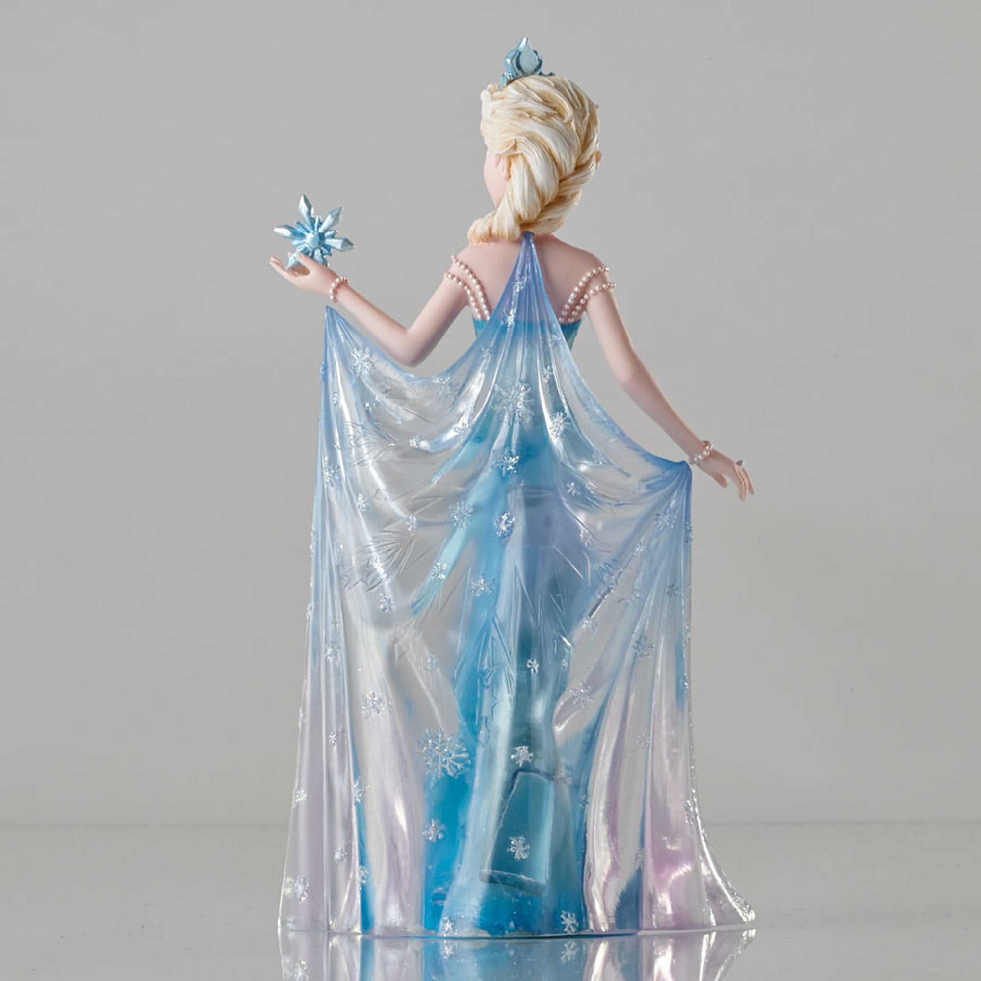Elsa Couture de Force Figurine